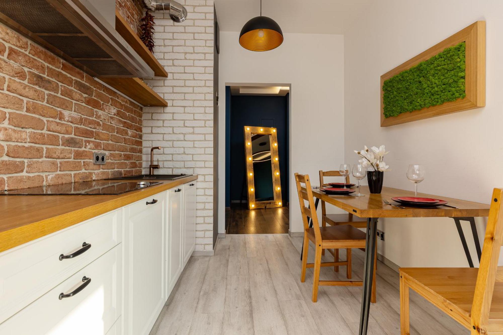 Emerald With Parking By Renters Apartamento
